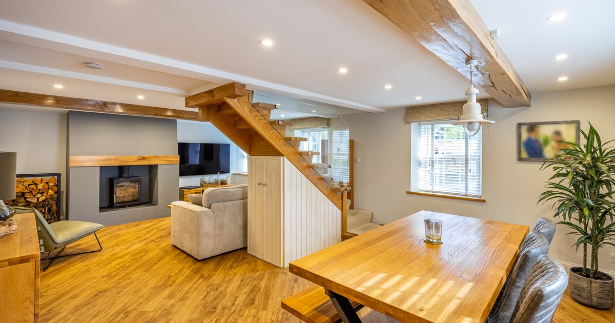 Cabanon - Guernsey Property - Livingroom Guernsey and Jersey Estate Agents