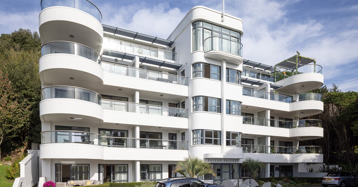 Apartment One, Chateau Valeuse Jersey Property Livingroom Guernsey