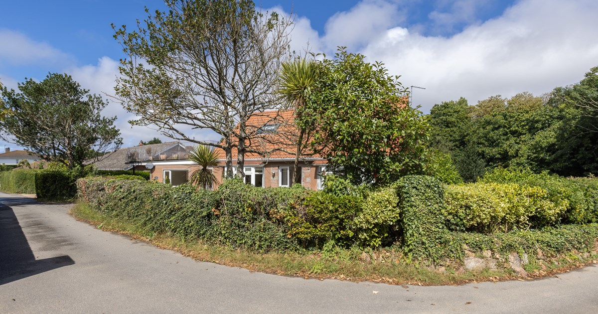 Le Coin Vert Jersey Property Livingroom Guernsey and Jersey Estate Agents