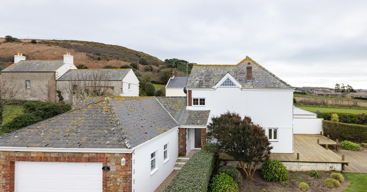 Le Guet Jersey Property Livingroom Guernsey and Jersey Estate Agents