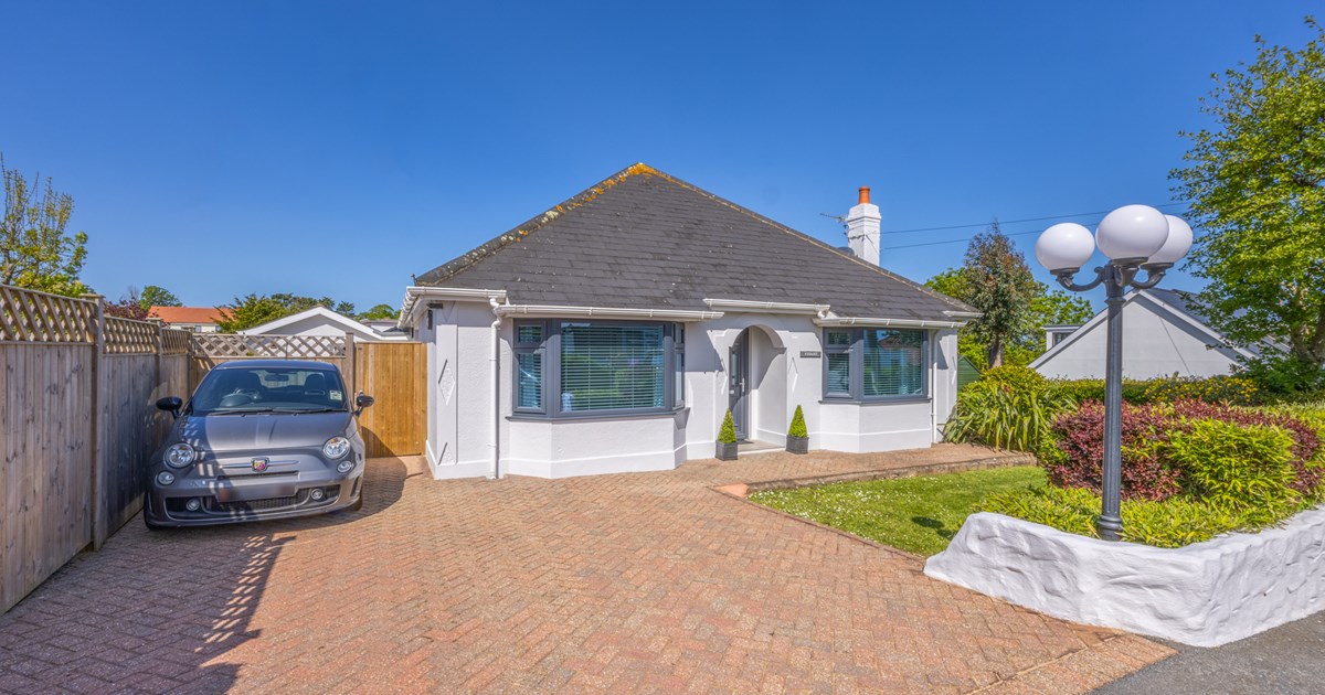 Vivant Guernsey Property Livingroom Guernsey and Jersey Estate Agents