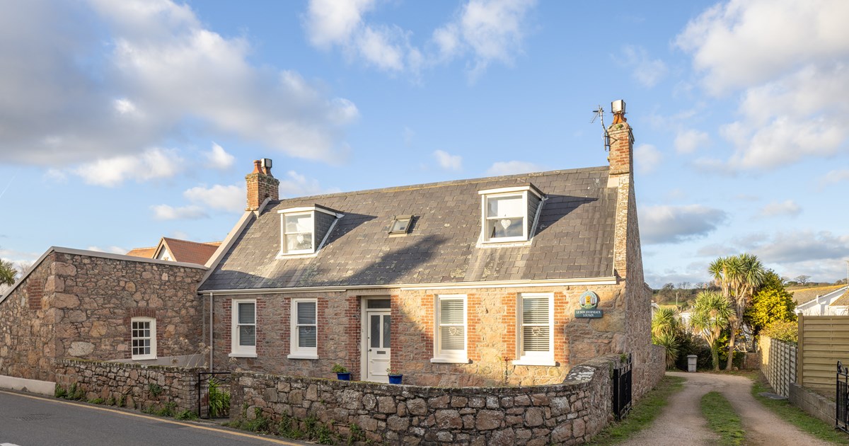 Louvain Jersey Property Livingroom Guernsey and Jersey Estate Agents